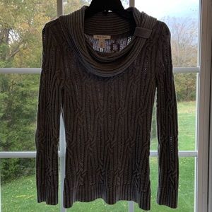 🌸 White House Black Market Sweater Size XS